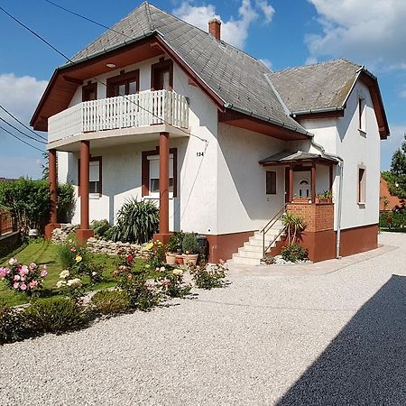 Villa Nora Hévíz 외부 사진