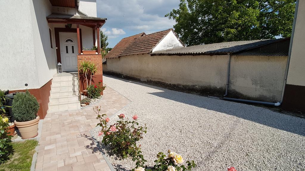 Villa Nora Hévíz 외부 사진