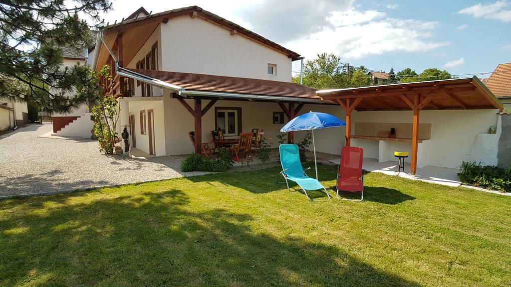 Villa Nora Hévíz 외부 사진